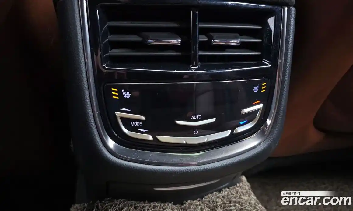 Cadillac CTS 2015 2.0 Автомат в Москве № 306789, фото 19