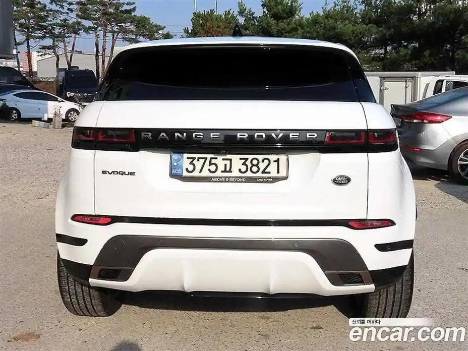 Land Rover Range-Rover Evoque 2021 2.0 Автомат в Москве № 328304, фото 4