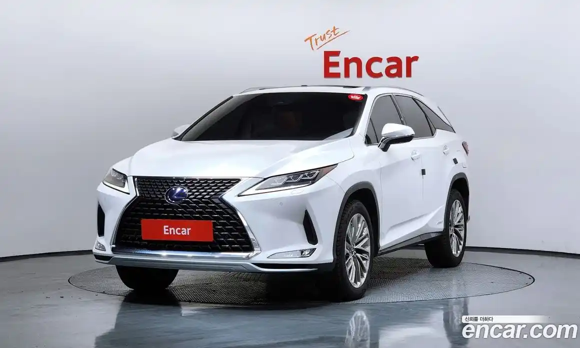 Lexus RX 2020 3.5 Автомат в Москве № 334315, фото 17