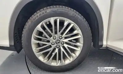 Lexus RX 2020 3.5 Автомат в Москве № 334315, миниатюра 3