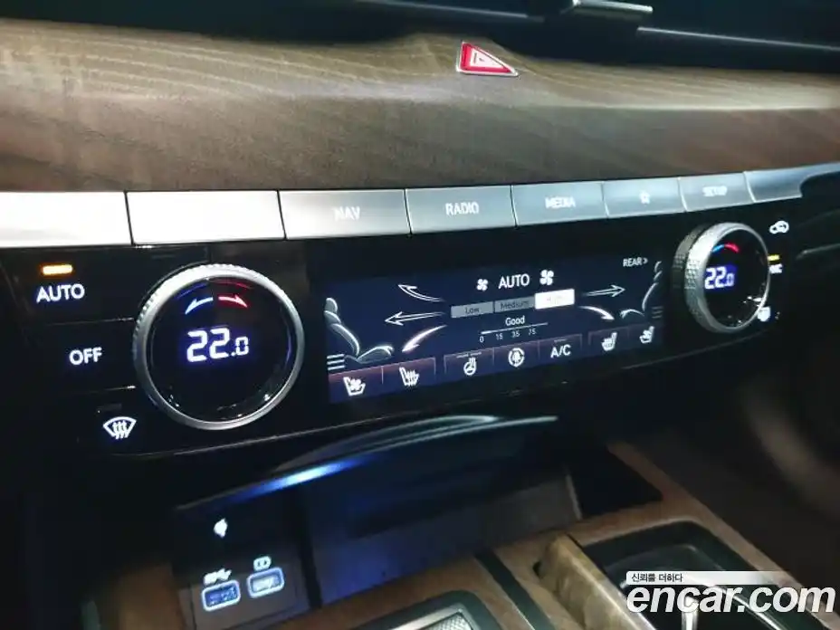 Genesis G80 2023 2.5 Автомат в Москве № 339976, фото 16