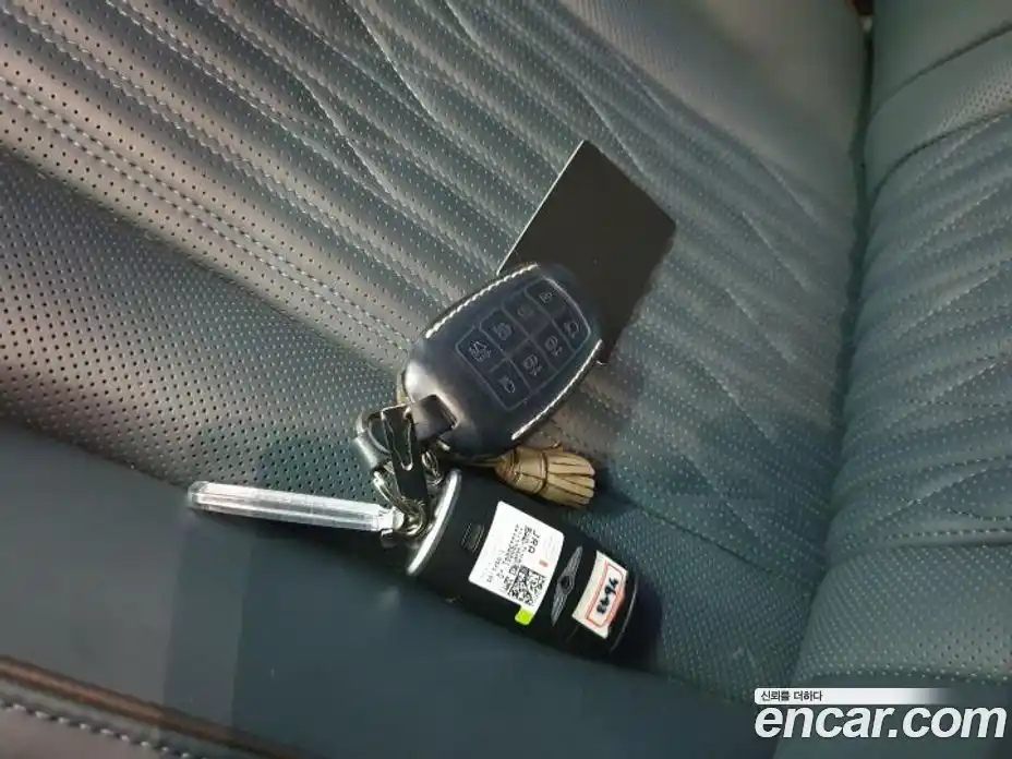 Genesis G80 2023 2.5 Автомат в Москве № 339976, фото 10