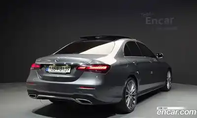 Mercedes-Benz E-Class 2021 2.0 Автомат в Москве № 342432, миниатюра 2