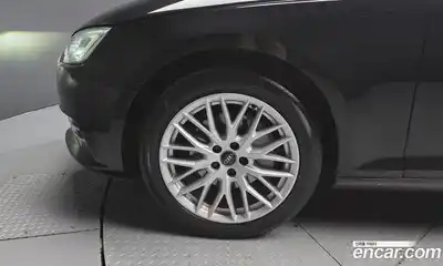 Audi A4 2018 2.0 Автомат в Москве № 343700, миниатюра 11