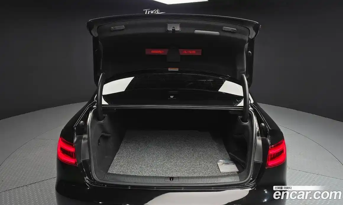 Audi A4 2018 2.0 Автомат в Москве № 343700, фото 9