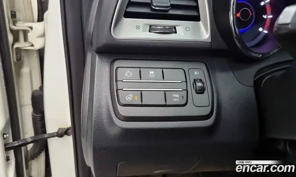 SsangYong TIBOLI 2016 1.6 Автомат в Москве № 35751, фото 13