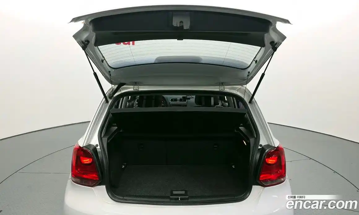 Volkswagen Polo 2014 1.6 Автомат в Москве № 357896, фото 20