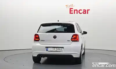 Volkswagen Polo 2014 1.6 Автомат в Москве № 357896, миниатюра 4