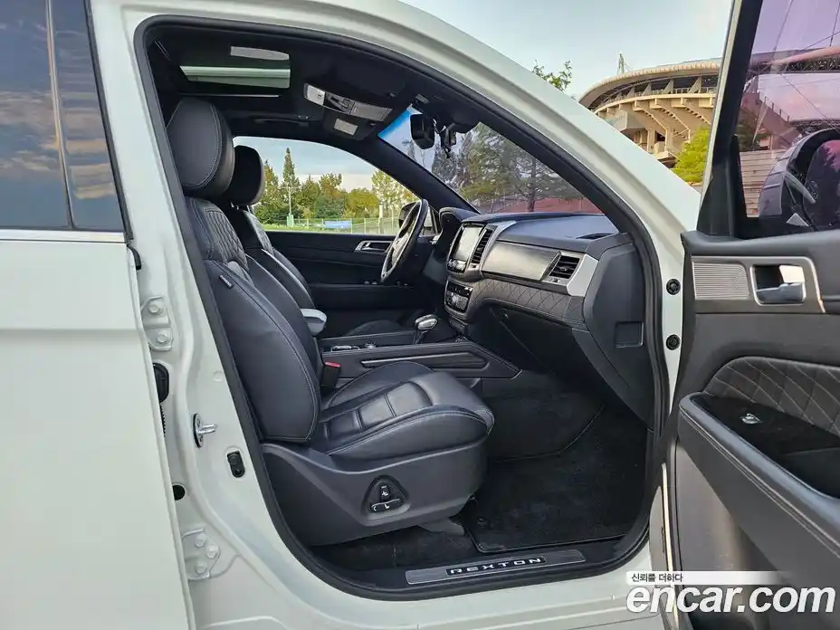 SsangYong Rexton 2018 2.2 Автомат в Москве № 36114, фото 14