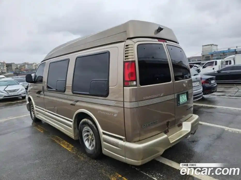 Chevrolet Chevy Van 2002 5.7 Автомат в Москве № 363939, фото 7