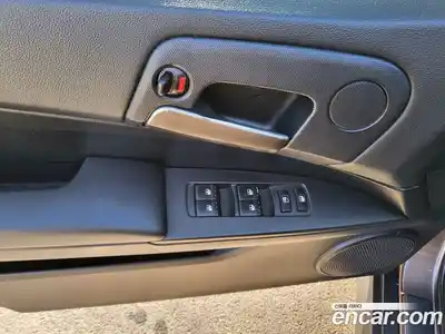 SsangYong Korando 2014 2.0 Автомат в Москве № 36527, миниатюра 12