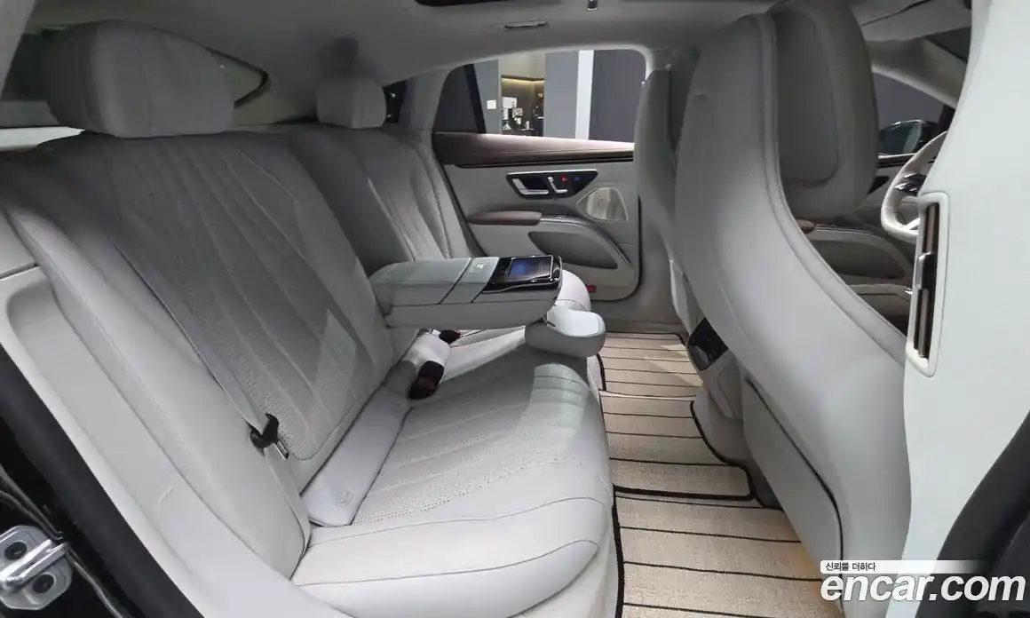 Mercedes-Benz EQS 2022 0.3 Автомат в Москве № 368607, фото 12