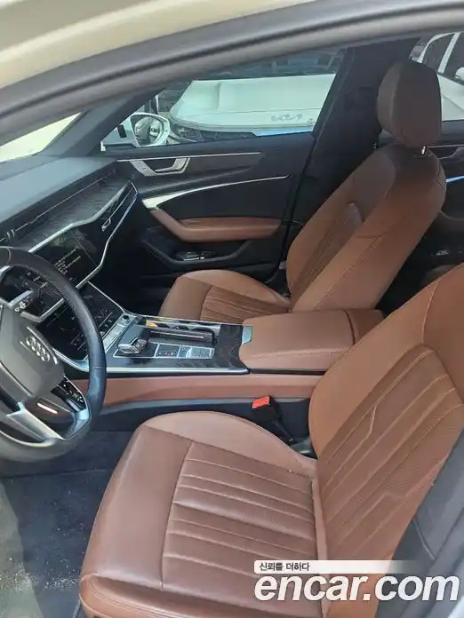 Audi A6 2023 2.0 Автомат в Москве № 373406, фото 2