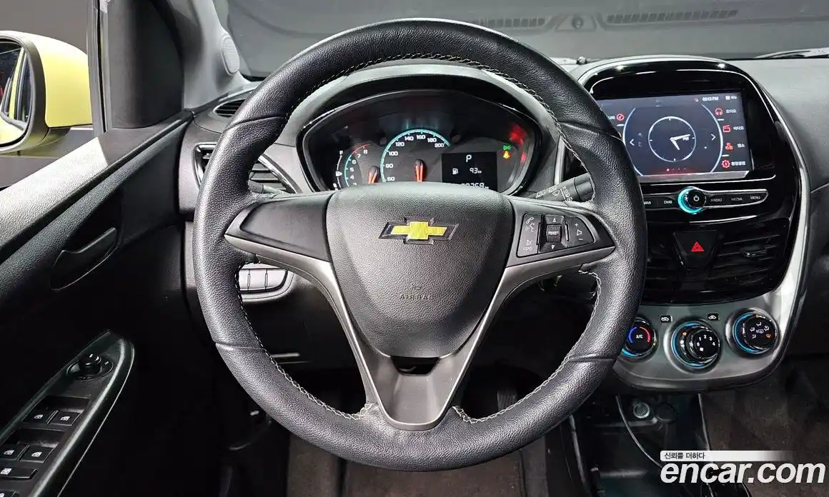 Chevrolet Spark 2017 1.0 Автомат в Москве № 37703, фото 13