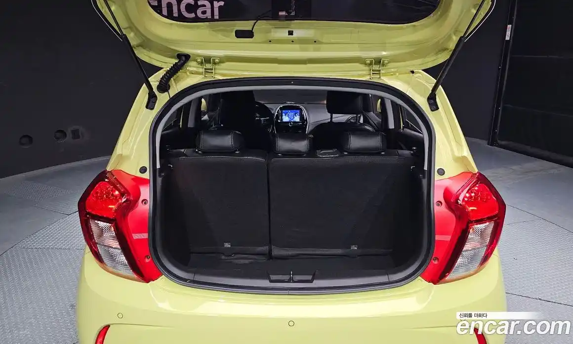 Chevrolet Spark 2017 1.0 Автомат в Москве № 37703, фото 20