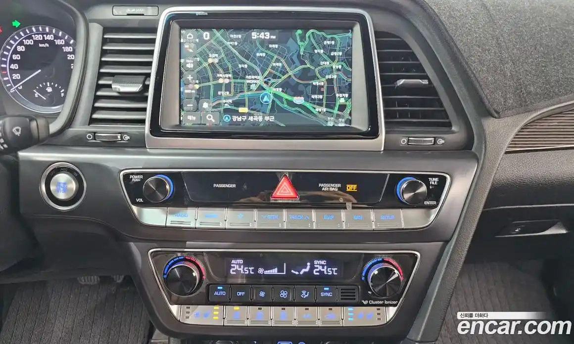 Hyundai Sonata 2018 2.0 Автомат в Москве № 382891, фото 15