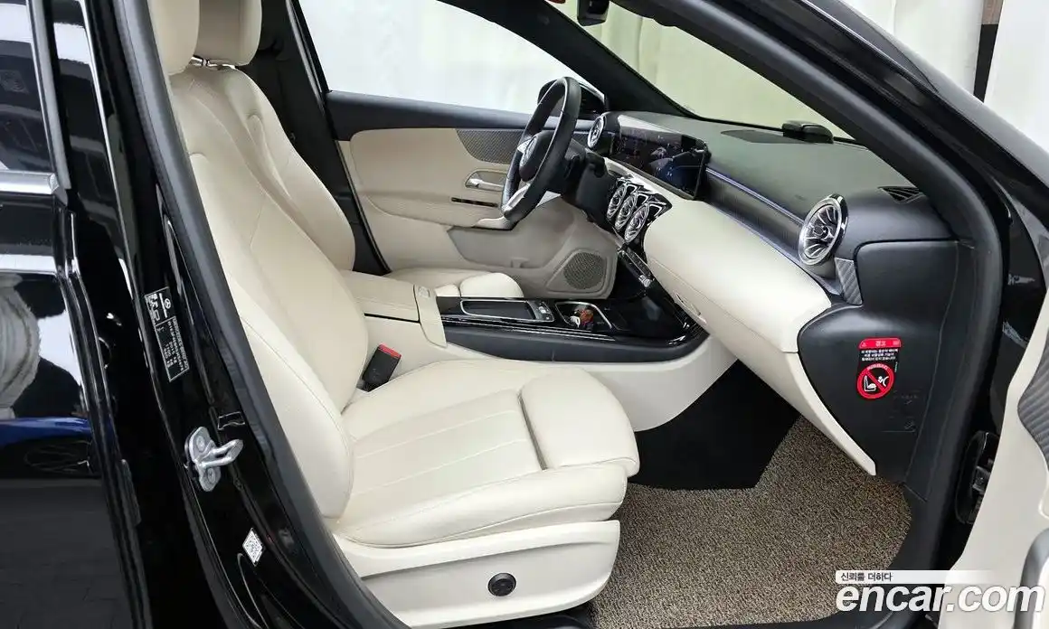 Mercedes-Benz A-Class 2025 2.0 Автомат в Москве № 388725, фото 11