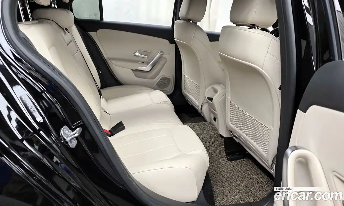 Mercedes-Benz A-Class 2025 2.0 Автомат в Москве № 388725, фото 12