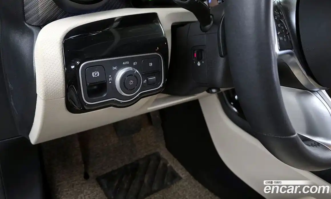 Mercedes-Benz A-Class 2025 2.0 Автомат в Москве № 388725, фото 18