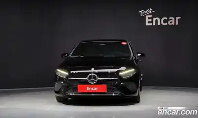 Mercedes-Benz A-Class 2025 2.0 Автомат в Москве № 388725, миниатюра 3