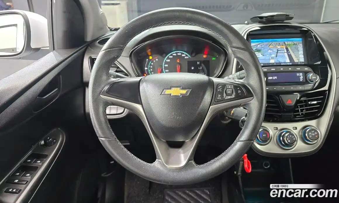 Chevrolet Spark 2017 1.0 Робот в Москве № 39690, фото 13