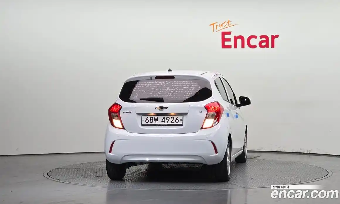 Chevrolet Spark 2017 1.0 Робот в Москве № 39690, фото 4