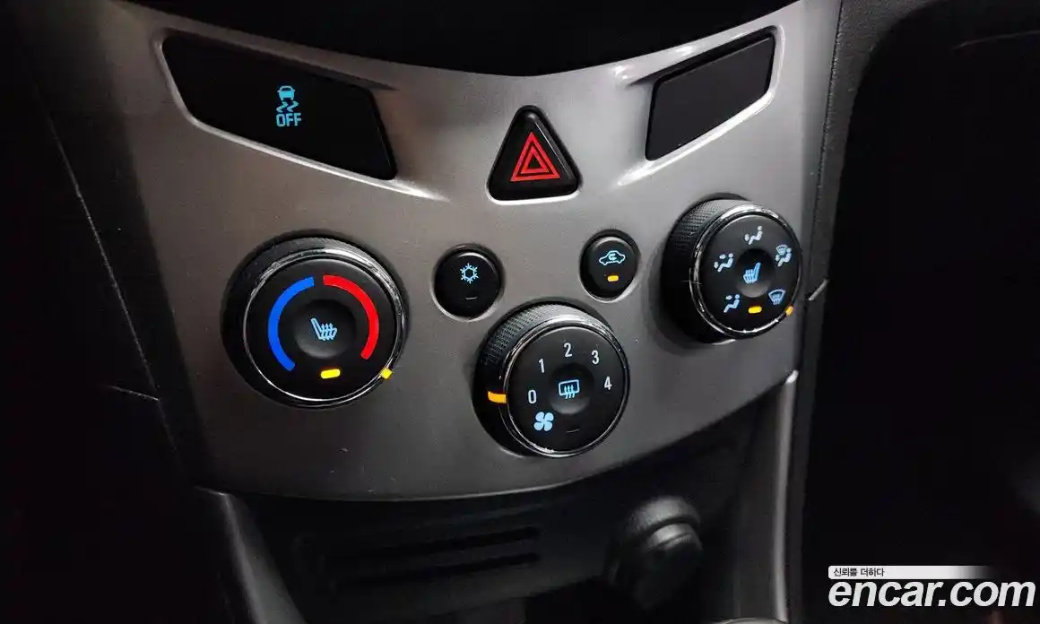 Chevrolet Trax 2015 1.4 Автомат в Москве № 39881, фото 19