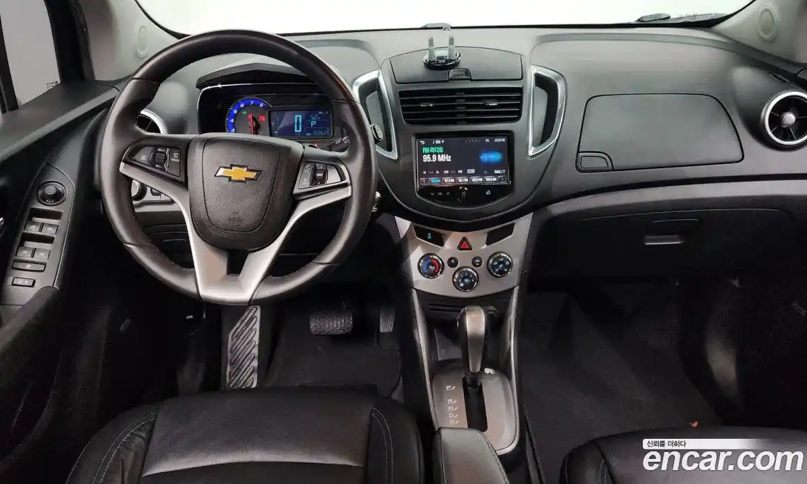 Chevrolet Trax 2015 1.4 Автомат в Москве № 39881, фото 10