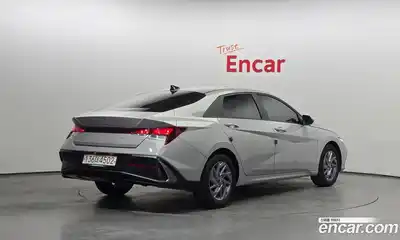 Hyundai Avante 2024 1.6 Автомат в Москве № 399378, миниатюра 2