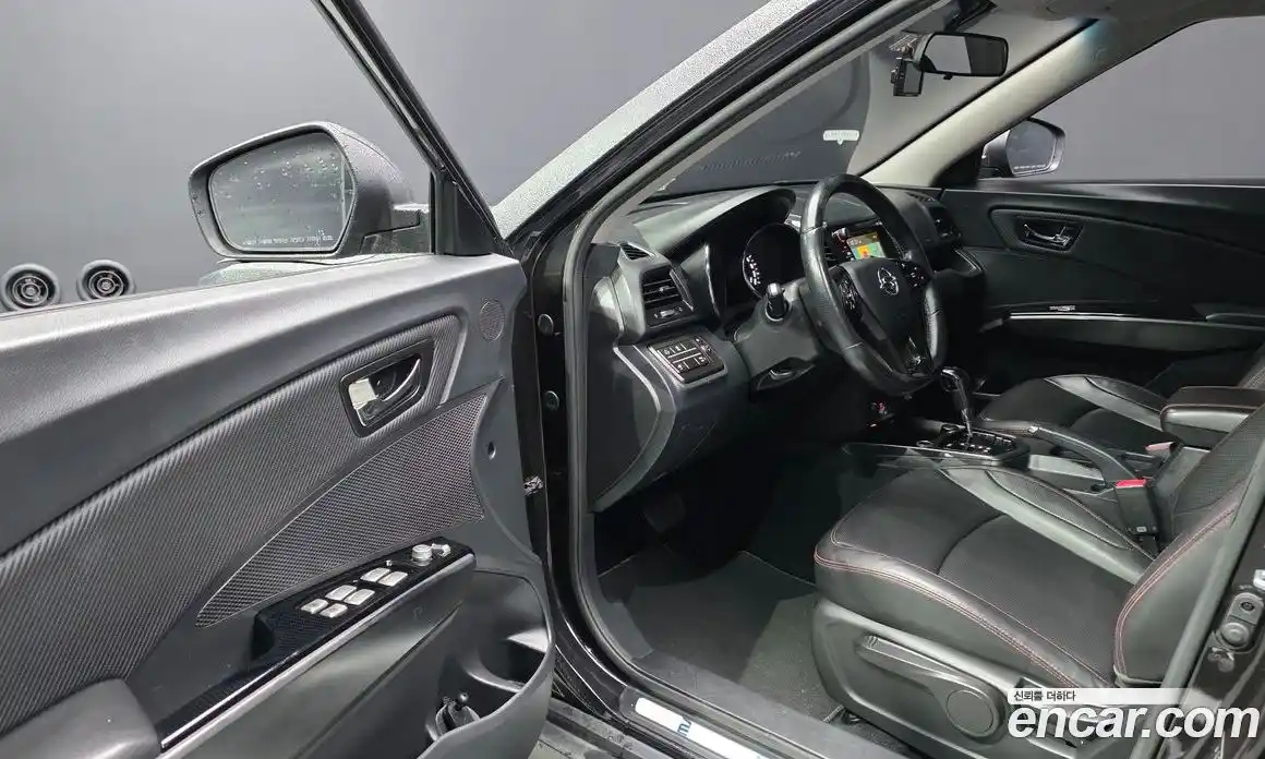 SsangYong TIBOLI 2018 1.6 Автомат в Москве № 406685, фото 11