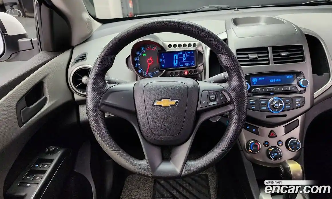 Chevrolet Aveo 2012 1.6 Автомат в Москве № 40869, фото 13