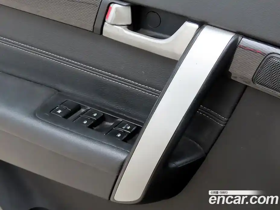 Chevrolet Captiva 2015 2.0 Автомат в Москве № 41769, фото 11