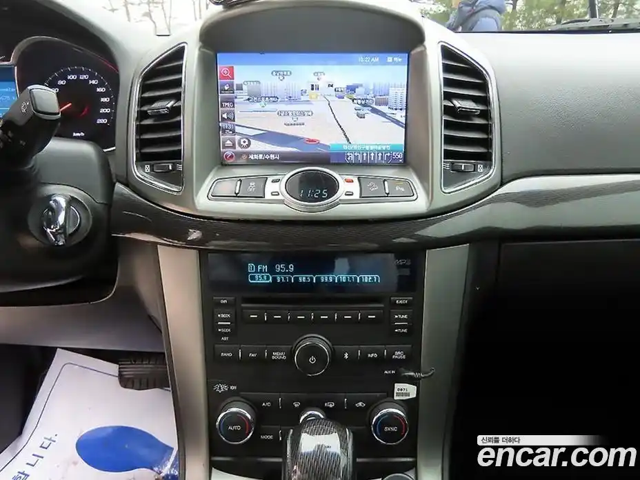 Chevrolet Captiva 2015 2.0 Автомат в Москве № 41769, фото 13