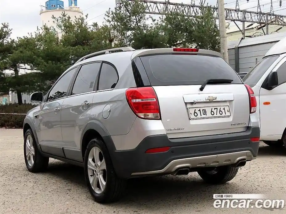 Chevrolet Captiva 2015 2.0 Автомат в Москве № 41769, фото 3