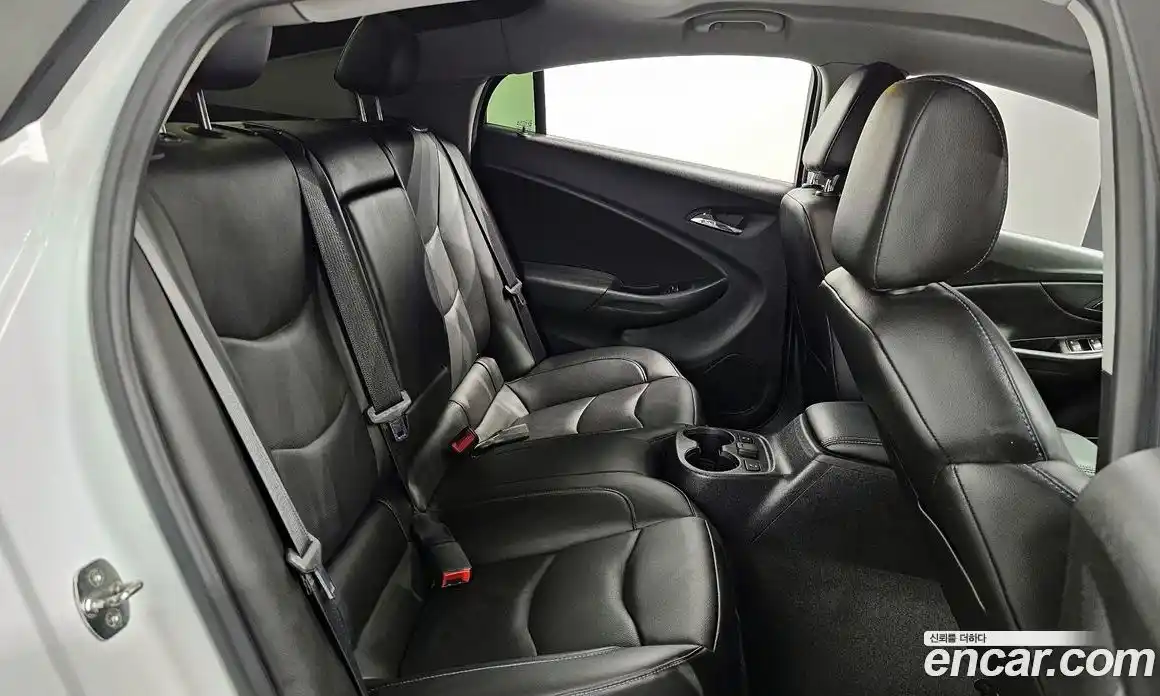 Chevrolet Volt 2018 1.5 Автомат в Москве № 41868, фото 13