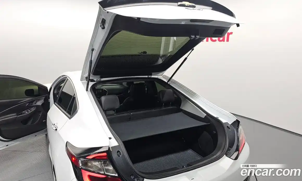 Chevrolet Volt 2018 1.5 Автомат в Москве № 41868, фото 14