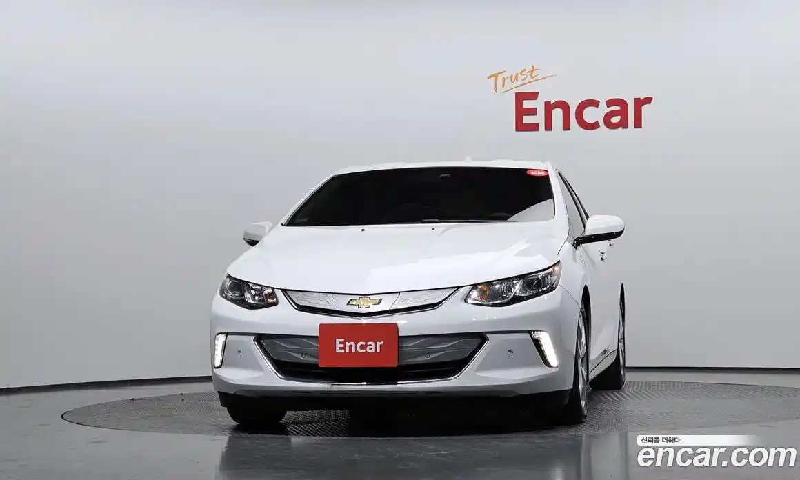 Chevrolet Volt 2018 1.5 Автомат в Москве № 41868, фото 10