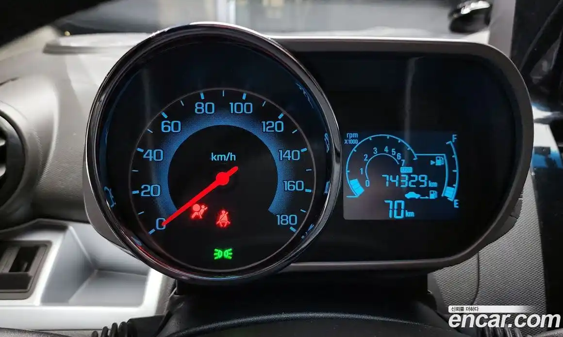 Chevrolet Spark 2014 1.0 Автомат в Москве № 42081, фото 4