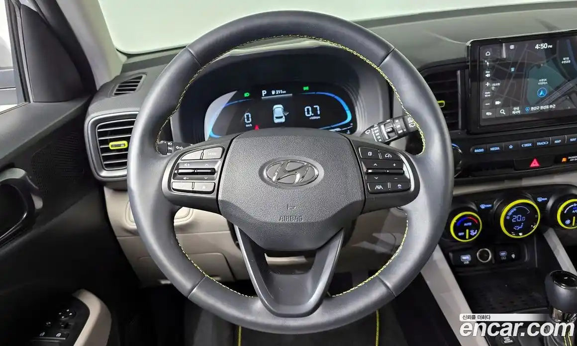 Hyundai Venue 2023 1.6 Автомат в Москве № 42721, фото 13