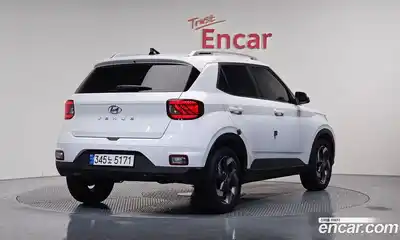 Hyundai Venue 2023 1.6 Автомат в Москве № 42721, миниатюра 2