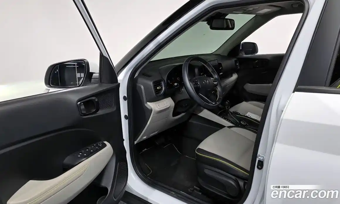 Hyundai Venue 2023 1.6 Автомат в Москве № 42721, фото 10