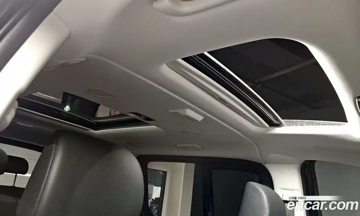 Hyundai Staria 2025 2.2 Автомат в Москве № 48263, фото 4