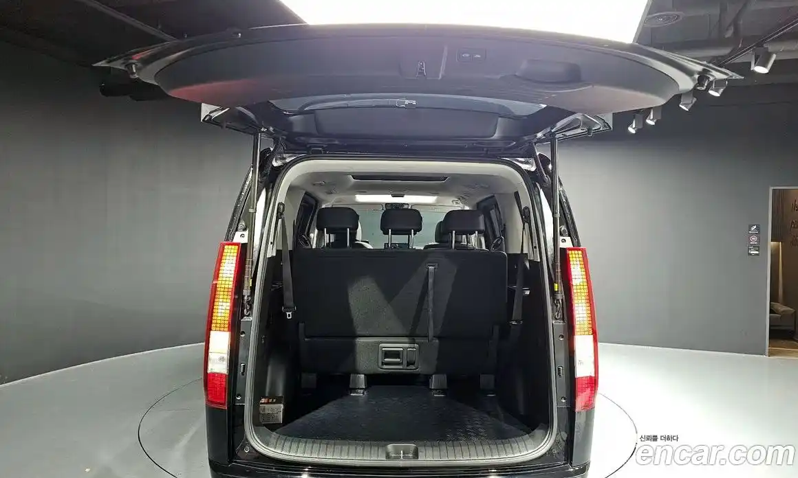 Hyundai Staria 2025 2.2 Автомат в Москве № 48263, фото 6