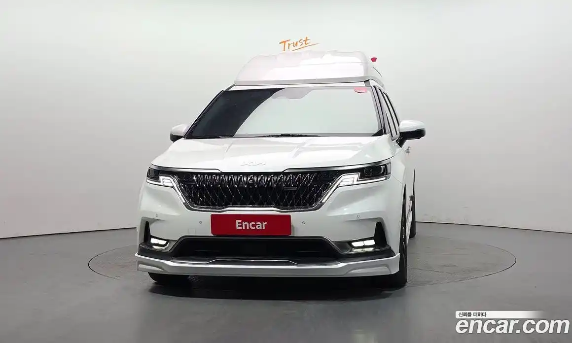 Kia Canival 2023 3.5 Автомат в Москве № 53077, фото 6