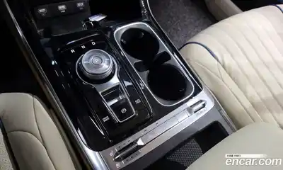 Kia Canival 2023 3.5 Автомат в Москве № 53077, миниатюра 8