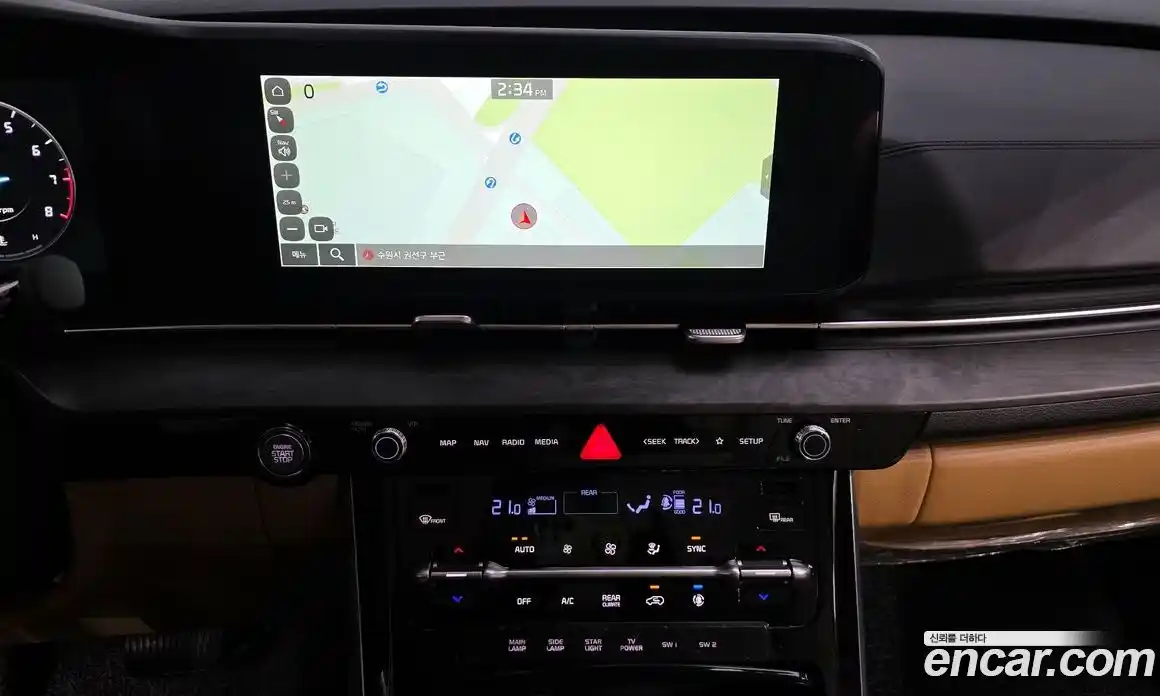 Kia Canival 2023 3.5 Автомат в Москве № 53077, фото 9