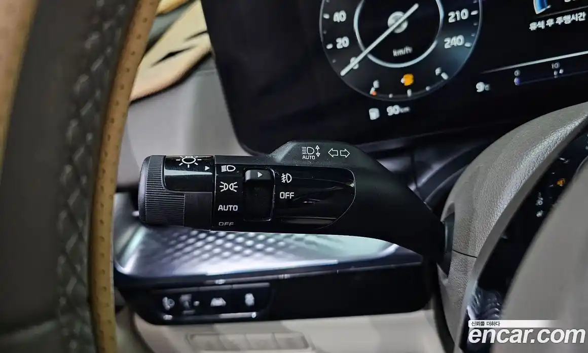 Kia Canival 2021 2.2 Автомат в Москве № 53938, фото 12