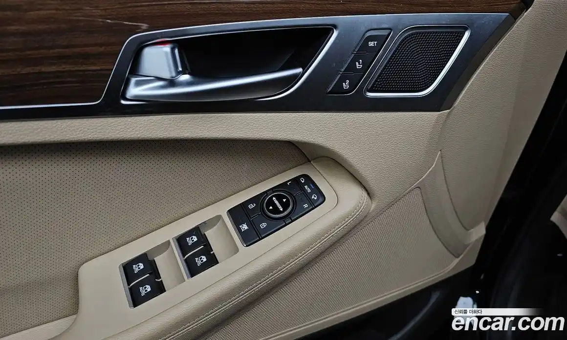 Genesis G80 2019 3.3 Автомат в Москве № 56562, фото 18