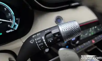 Genesis GV70 2024 2.5 Автомат в Москве № 58837, миниатюра 9