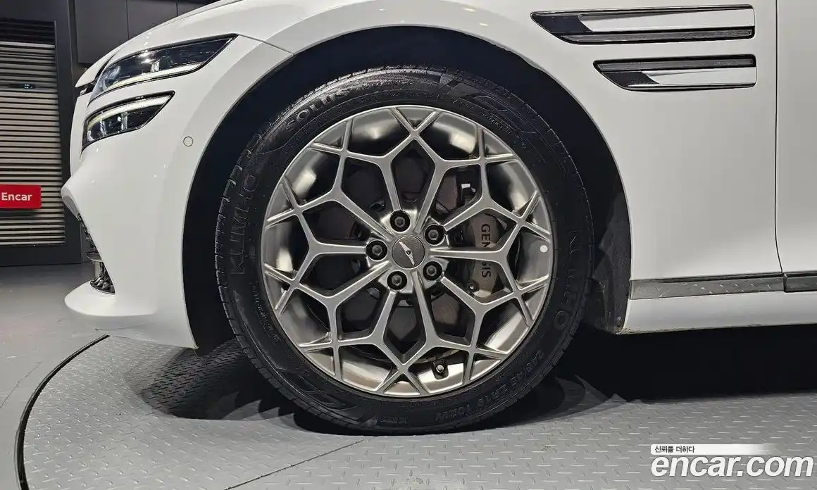 Genesis G80 2023 2.5 Автомат в Москве № 78662, фото 4